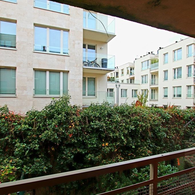 Dwupokojowe mieszkanie z balkonem, duże - 60 m - Photo 1