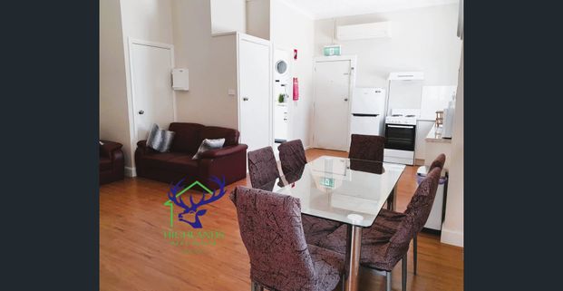 CARELLES APARTMENT - Fully Self Contained - Photo 1