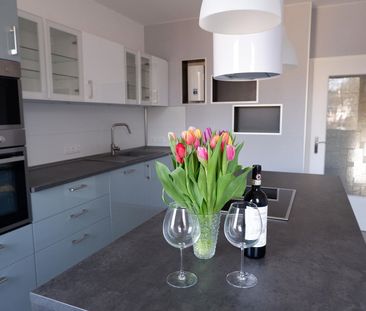 Pronájem bytu 4+1 • 105 m² bez realitky, Sasko - Photo 3