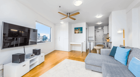 Parkside Perfection - Short Term Summer Rental - Photo 4