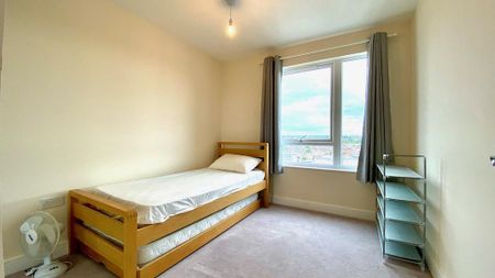 2 bedroom apartment to rent - Photo 4