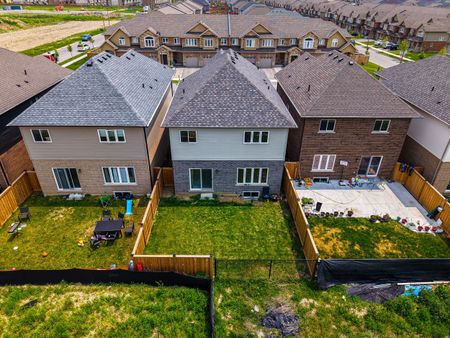 For Lease - 56 Rockledge Drive, Hamilton, Ontario - Photo 5