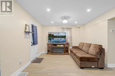 13 LEWIS STREET - Photo 5