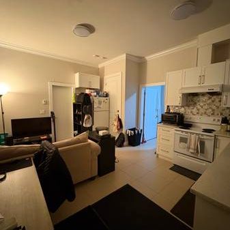 1 bedroom ground-level suite for rent in Cedar Hills, Surrey - Photo 4