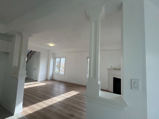 For Lease - 1 HUGHES Street, Collingwood, Ontario - Photo 1