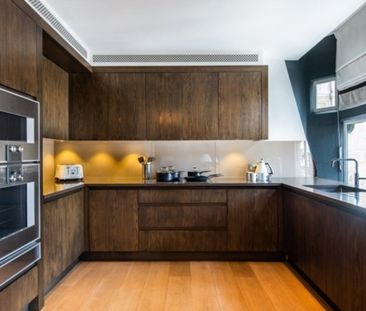 Duke Street, London, W1K - Photo 3