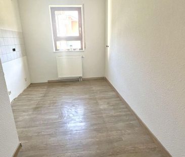 Ländlich und Gemütlich - 4 Zimmer Wohnung mit Balkon und Garage in ... - Foto 3
