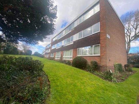 Moorfield Court, Sutton Coldfield, West Midlands - Photo 1