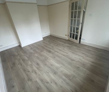 A newly refurbished 3 bedroom property between Staines and Egham. Near to schools and stations. - Photo 3