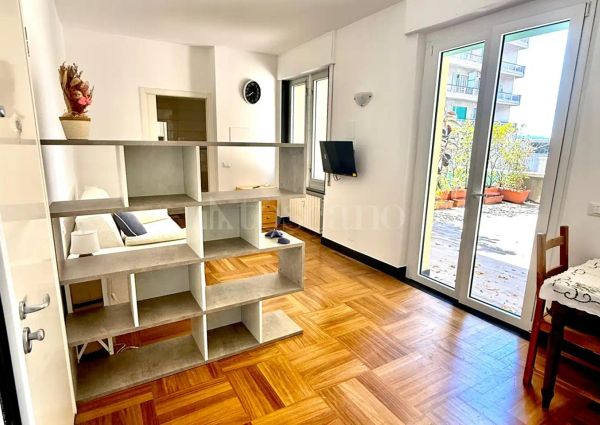 Casa in affitto - Piazza Raffaele Rossetti, Genova (rif. 53/2026)