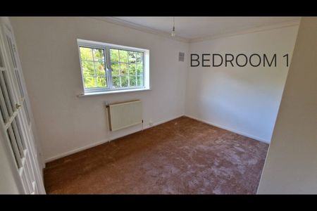 3 Bed End Terrace, Barry Road, SO19 - Photo 5