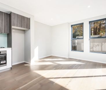 Modern two bedroom unit - 20% below market rent - Photo 4