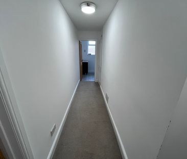 Basement Flat, Walter Road, Swansea. SA1 5PY - Photo 6