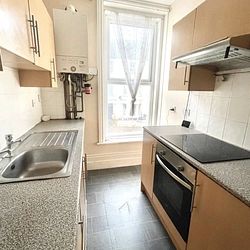 Gordon Road, Margate, CT9 2DN, Kent - Photo 2