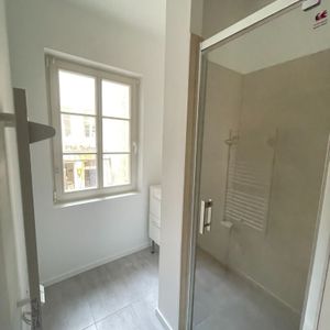 Location Appartement 1 pièce 25m² - Photo 3