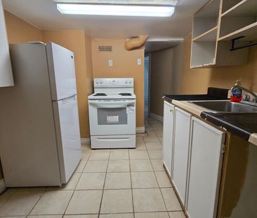 For Lease - 4425 Hiram Street, Niagara Falls, Ontario - Photo 1