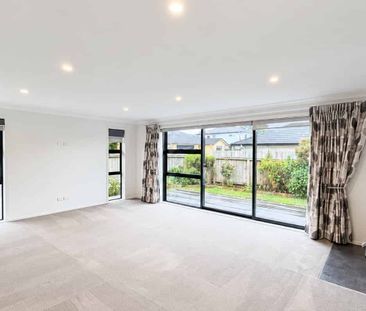 Easy-Care Living with Space to Entertain - Photo 1