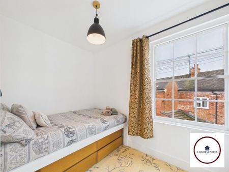 2 bedroom semi-detached house to rent - Photo 4