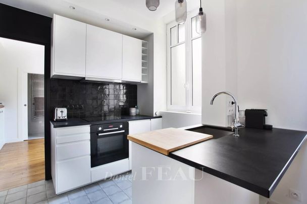 Location appartement, Paris 7ème (75007), 3 pièces, 73.04 m², ref 86337012 - Photo 1