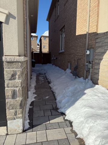 For Lease - 4 Adamsville Road, Brampton, Ontario - Photo 5