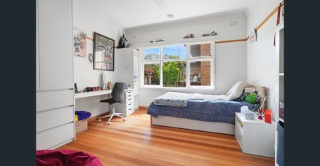 Expansive Family Home - Photo 5