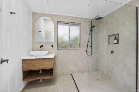 120 Eyre Street, North Ward - Photo 3