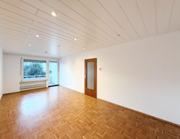 HELLE 2-ZIMMERWOHNUNG ZU MIETEN! - Photo 1