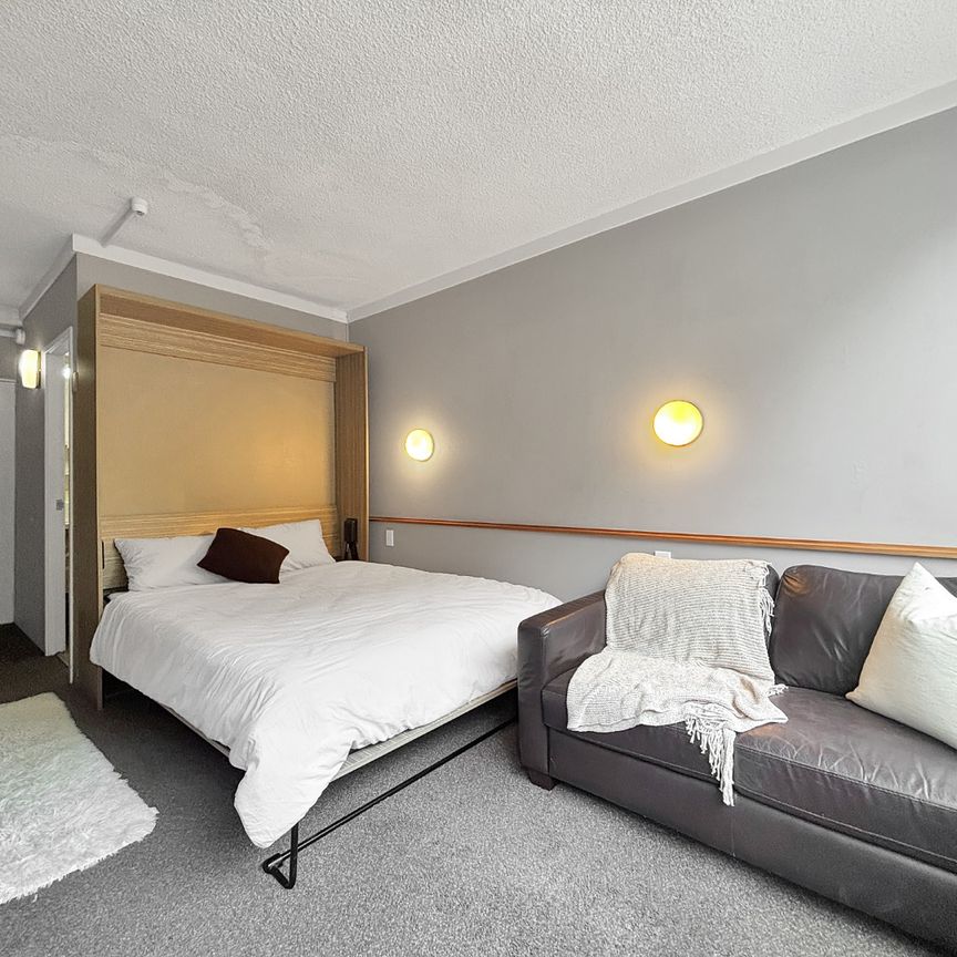 Sharella Living - Photo 1