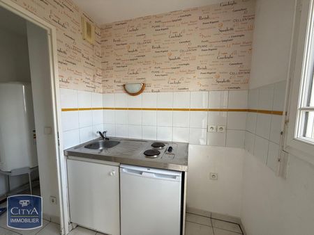 Location Appartement 2 pièces 45m² VILLENEUVE SUR LOT 47300 - Photo 3