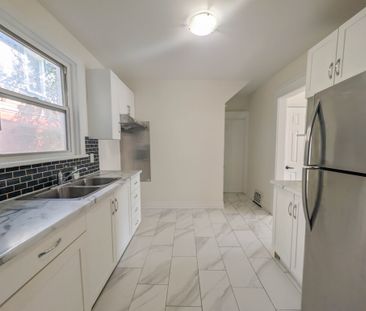 5949 Delaware St, Niagara Falls - 3 Bed + 3 Bath Main Unit - Photo 3