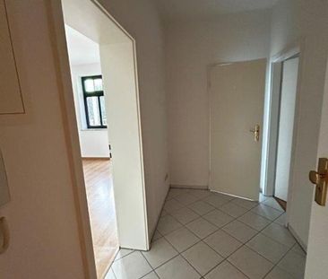 schöne 2 Raum Wohnung mit Tageslichtbad und Balkon - Photo 4