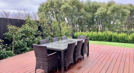 Immaculate Executive Fully Furnished Architectural Home - Photo 2