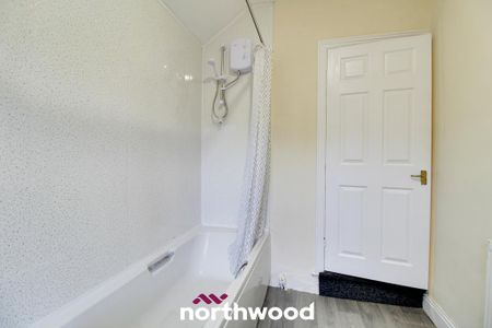 2 bedroom terraced house to rent - Photo 5