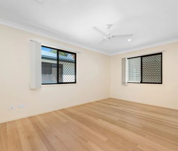 Renovated Highgate Hill Townhouse! - Photo 6