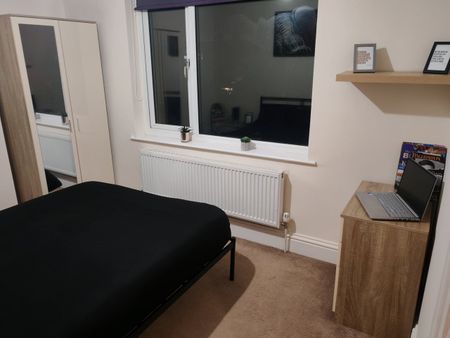 Room in a Shared House, Anstey Lane, LE4 - Photo 2
