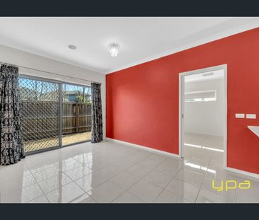 Stunning Family Home at 13 Curran Drive, Officer - Photo 4