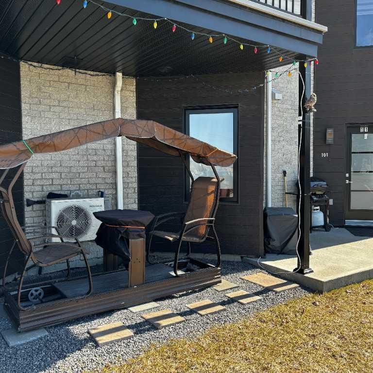 5 1/2 condo locatif - rez de chaussée - Photo 1