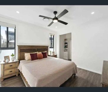 “Spacious 5-Bedroom Family Home in a Prime Bradbury Location !” - Photo 5