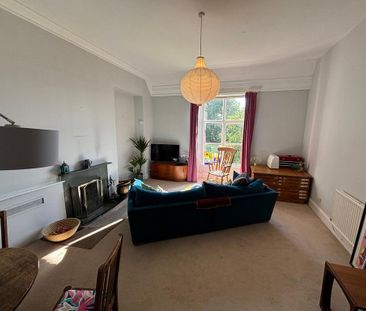 2 bedroom property to rent - Photo 4