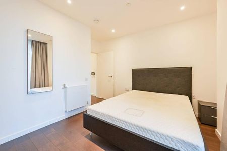 3 bedroom flat to rent - Photo 4