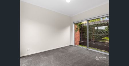 Modern and Convenient Living in the Heart of Chadstone! - Photo 3