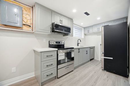 For Lease - 830 Embassy Avenue Unit# Basement Only, Mississauga, Ontario - Photo 3