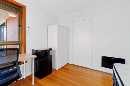 Self-Contained Studio - Photo 5