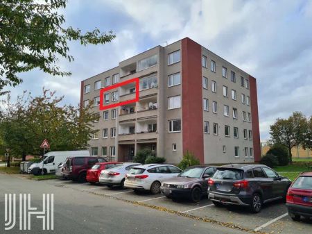 Pronájem pečlivě opraveného bytu 2+1 s lodžií - Fotografie 4