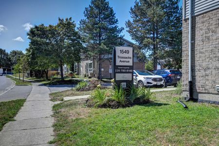 Northwood Village - Photo 3