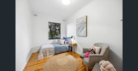 Spacious Coastal Home with Dual Access and Lifestyle Appeal - Photo 4