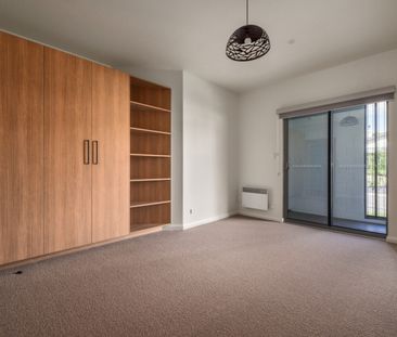 Modern Townhouse in South - Photo 4