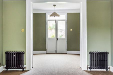 4 bedroom detached house to rent - Photo 4