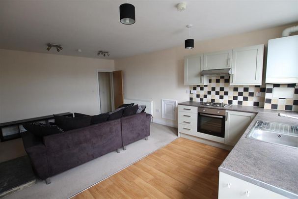 2 bedroom apartment to rent - Photo 1