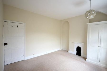 2 Bedroom Terraced To Let - Photo 3